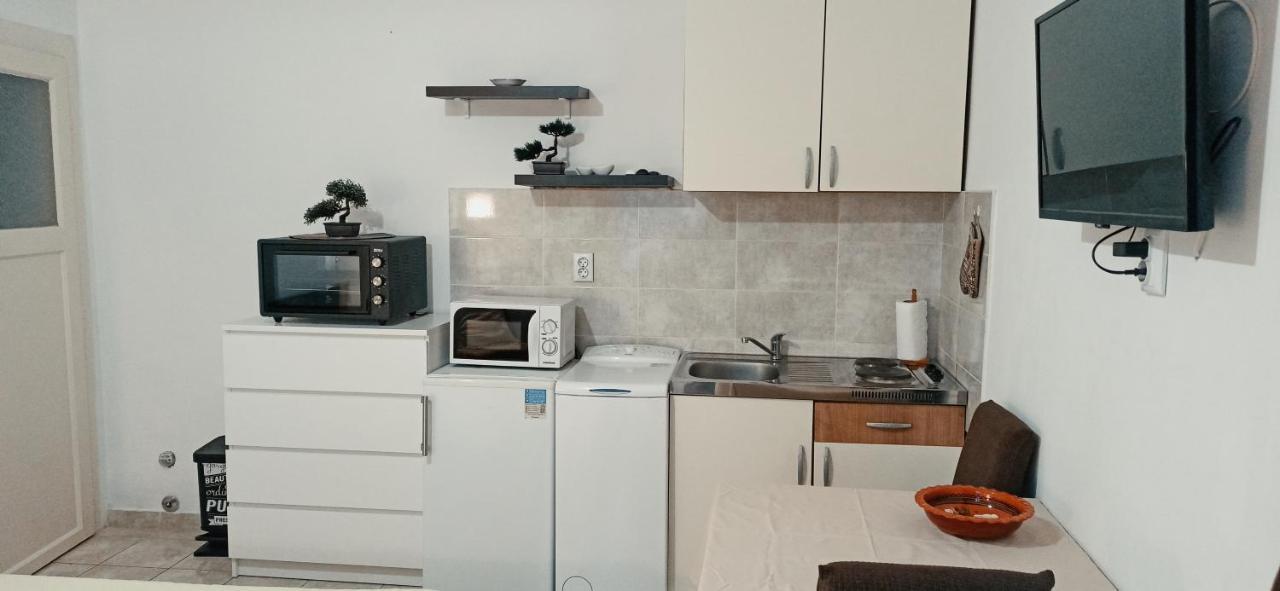 Studio Apartment Nika Free Parking Split Extérieur photo